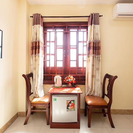 Phuong Hong Hotel Da Nang Buitenkant foto