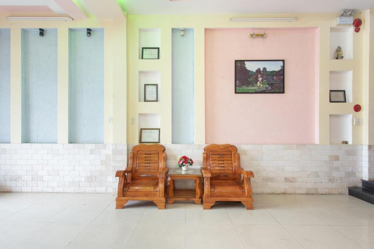 Phuong Hong Hotel Da Nang Buitenkant foto